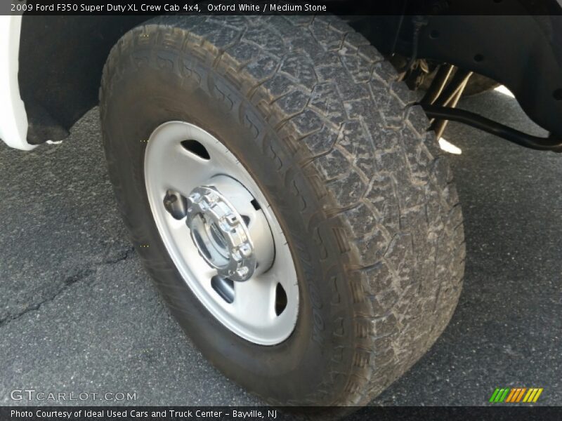 Oxford White / Medium Stone 2009 Ford F350 Super Duty XL Crew Cab 4x4