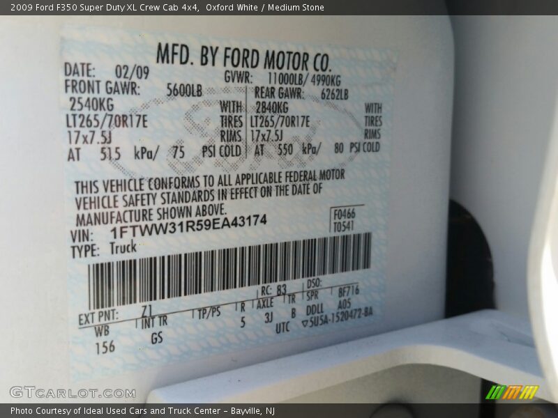 Oxford White / Medium Stone 2009 Ford F350 Super Duty XL Crew Cab 4x4