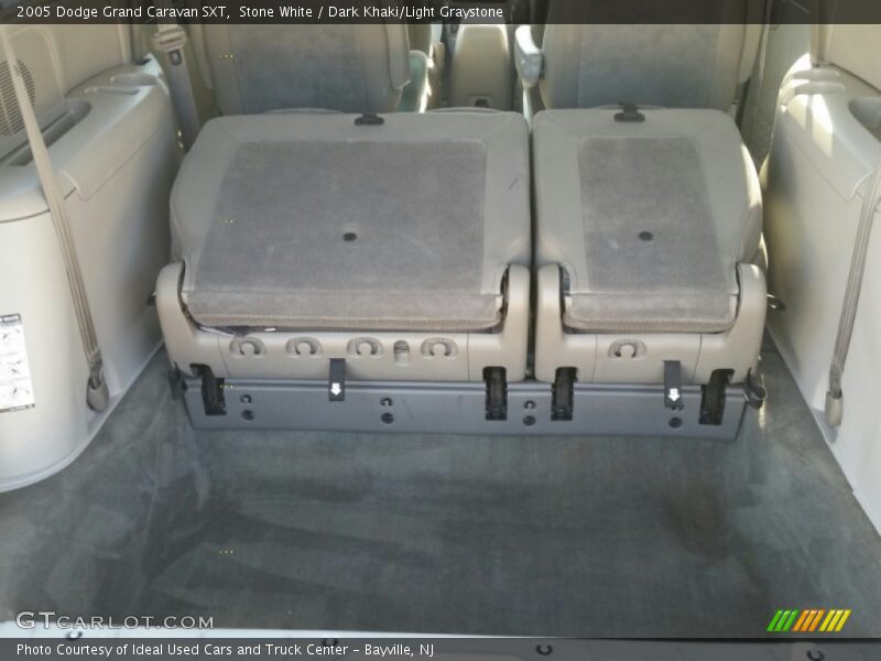 Stone White / Dark Khaki/Light Graystone 2005 Dodge Grand Caravan SXT