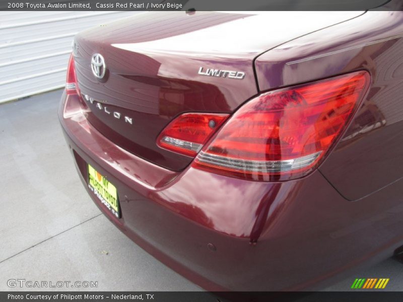 Cassis Red Pearl / Ivory Beige 2008 Toyota Avalon Limited