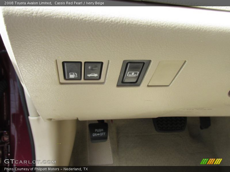 Cassis Red Pearl / Ivory Beige 2008 Toyota Avalon Limited
