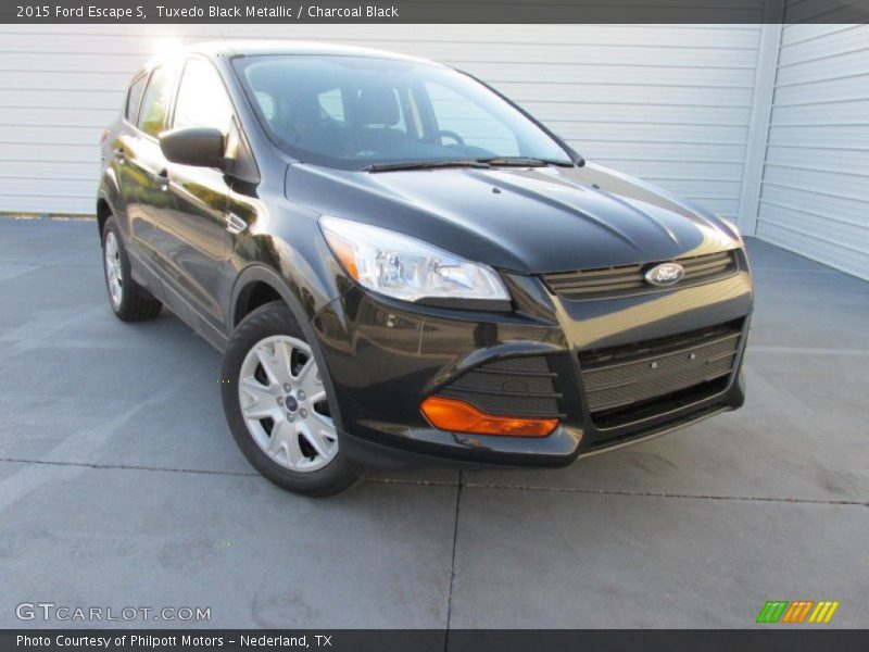 Tuxedo Black Metallic / Charcoal Black 2015 Ford Escape S