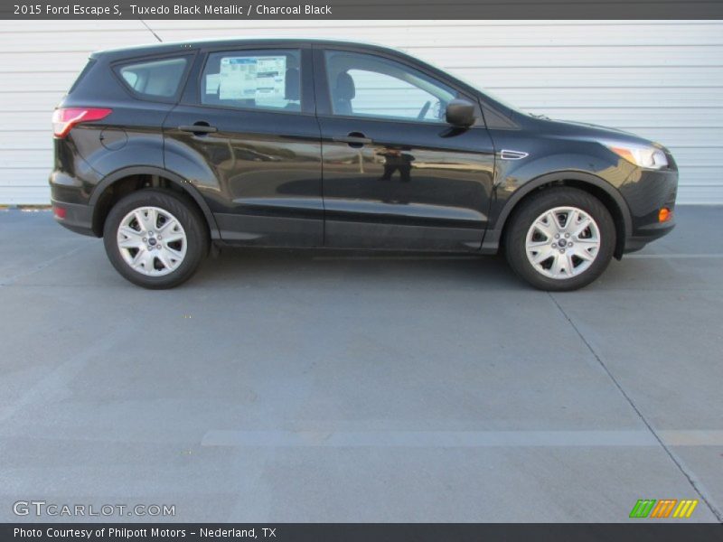 Tuxedo Black Metallic / Charcoal Black 2015 Ford Escape S