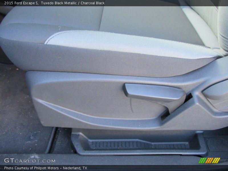 Tuxedo Black Metallic / Charcoal Black 2015 Ford Escape S