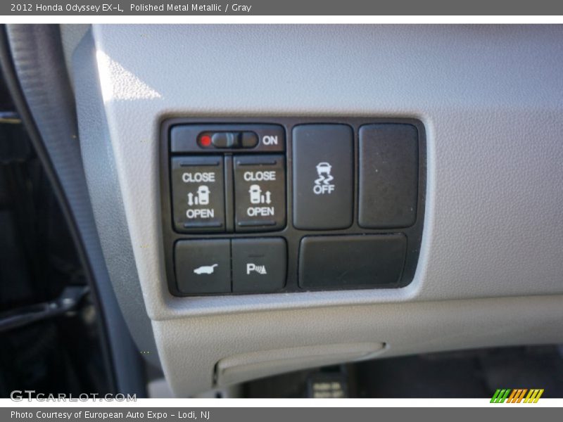 Polished Metal Metallic / Gray 2012 Honda Odyssey EX-L