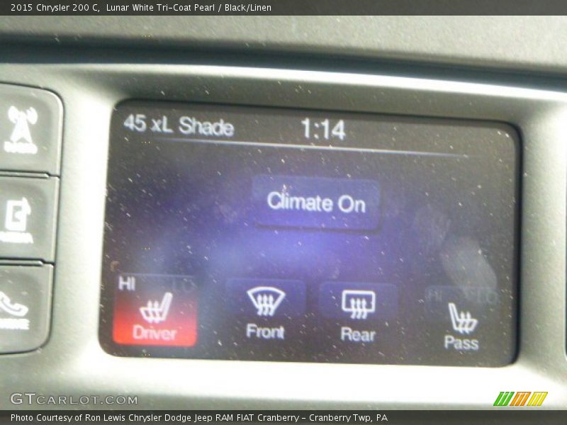 Lunar White Tri-Coat Pearl / Black/Linen 2015 Chrysler 200 C