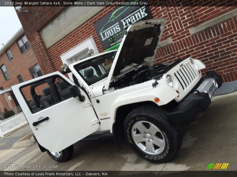 Stone White / Dark Slate Gray/Medium Slate Gray 2010 Jeep Wrangler Sahara 4x4
