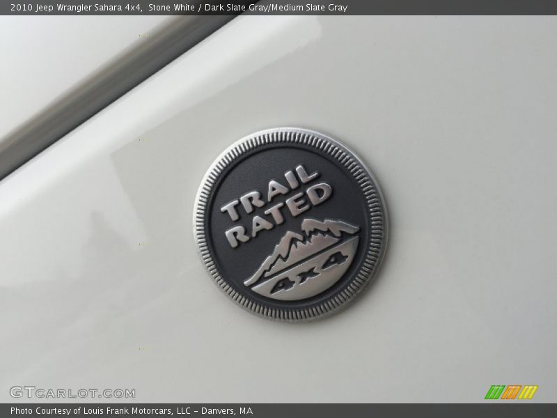 Stone White / Dark Slate Gray/Medium Slate Gray 2010 Jeep Wrangler Sahara 4x4