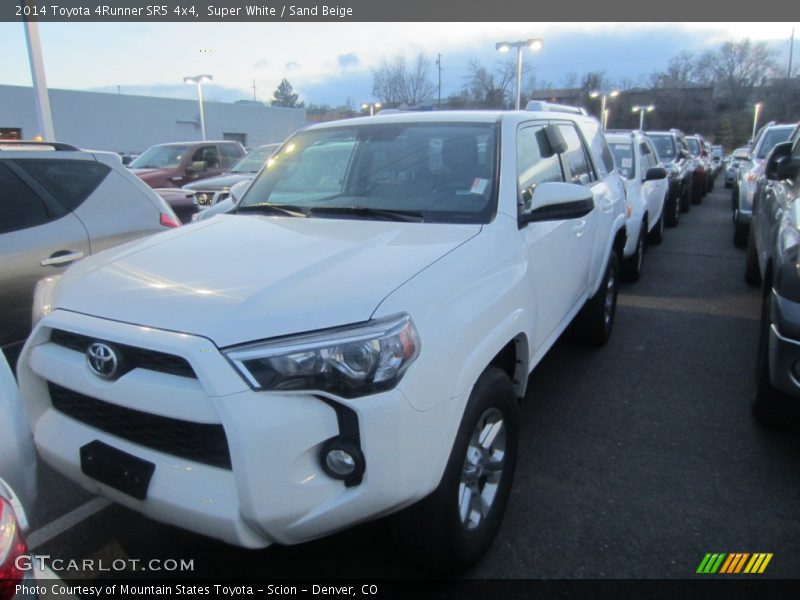 Super White / Sand Beige 2014 Toyota 4Runner SR5 4x4