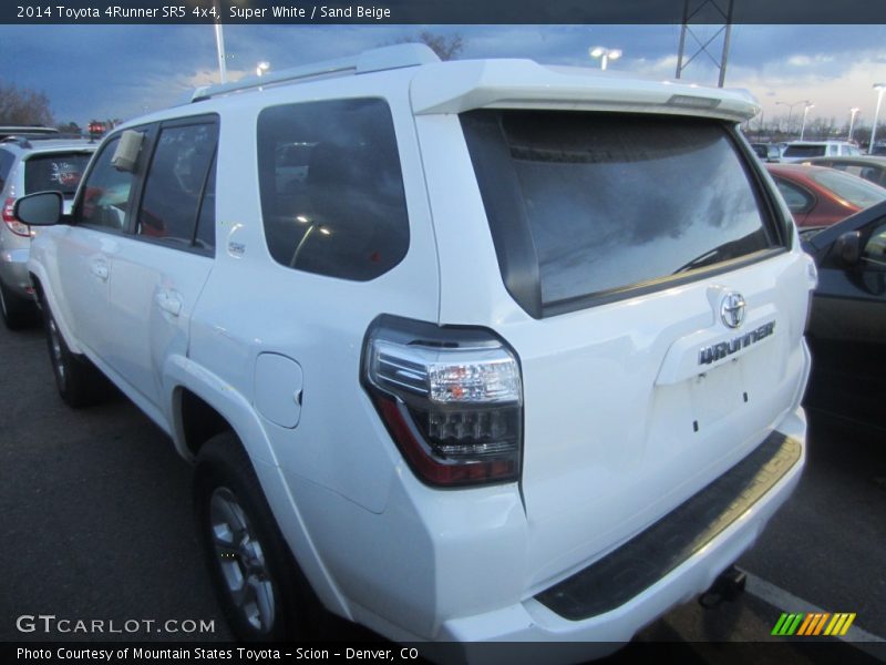 Super White / Sand Beige 2014 Toyota 4Runner SR5 4x4