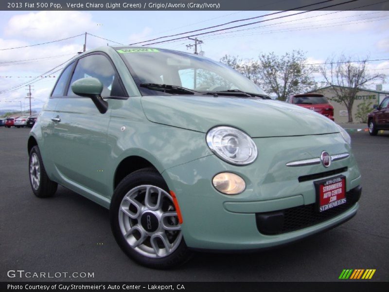 Verde Chiaro (Light Green) / Grigio/Avorio (Gray/Ivory) 2013 Fiat 500 Pop