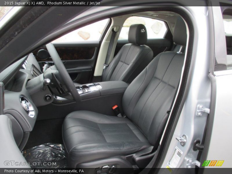 Front Seat of 2015 XJ XJ AWD