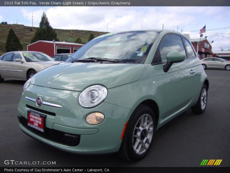 Verde Chiaro (Light Green) / Grigio/Avorio (Gray/Ivory) 2013 Fiat 500 Pop