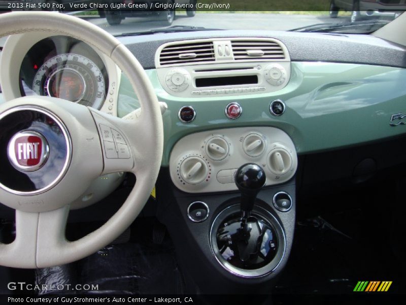 Verde Chiaro (Light Green) / Grigio/Avorio (Gray/Ivory) 2013 Fiat 500 Pop