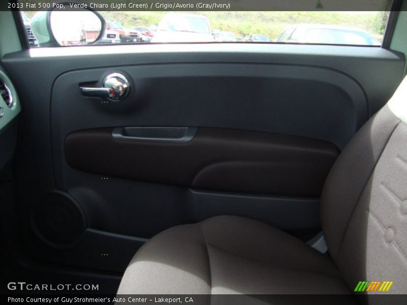 Verde Chiaro (Light Green) / Grigio/Avorio (Gray/Ivory) 2013 Fiat 500 Pop