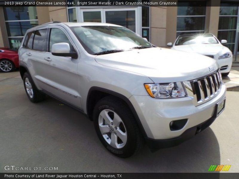 Bright Silver Metallic / Dark Graystone/Medium Graystone 2013 Jeep Grand Cherokee Laredo 4x4