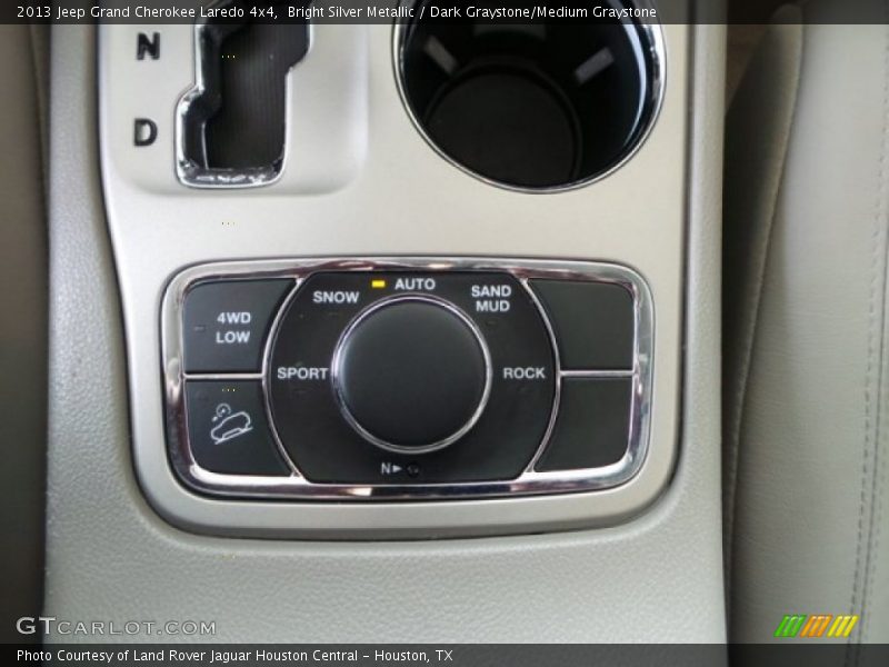 Bright Silver Metallic / Dark Graystone/Medium Graystone 2013 Jeep Grand Cherokee Laredo 4x4