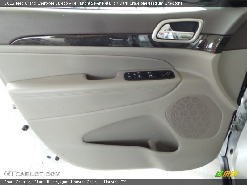 Bright Silver Metallic / Dark Graystone/Medium Graystone 2013 Jeep Grand Cherokee Laredo 4x4