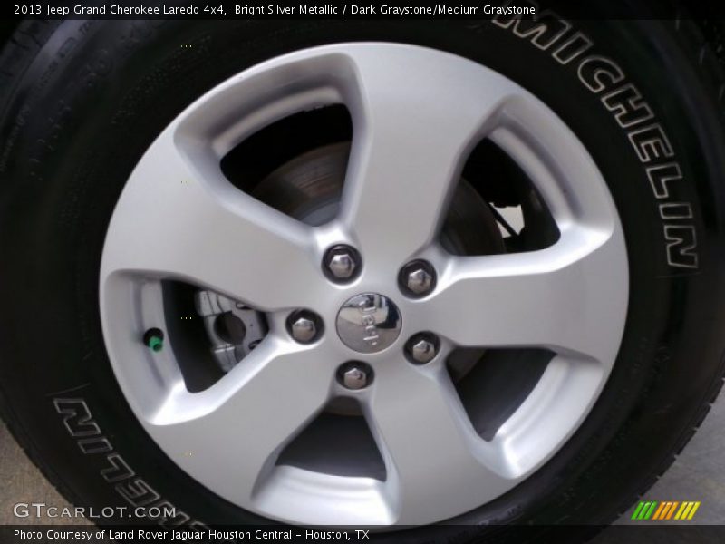 Bright Silver Metallic / Dark Graystone/Medium Graystone 2013 Jeep Grand Cherokee Laredo 4x4