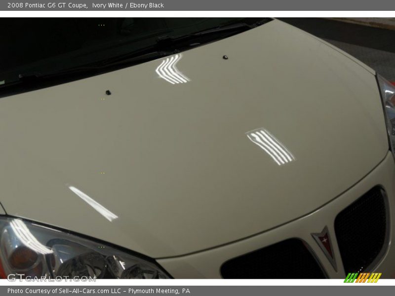 Ivory White / Ebony Black 2008 Pontiac G6 GT Coupe