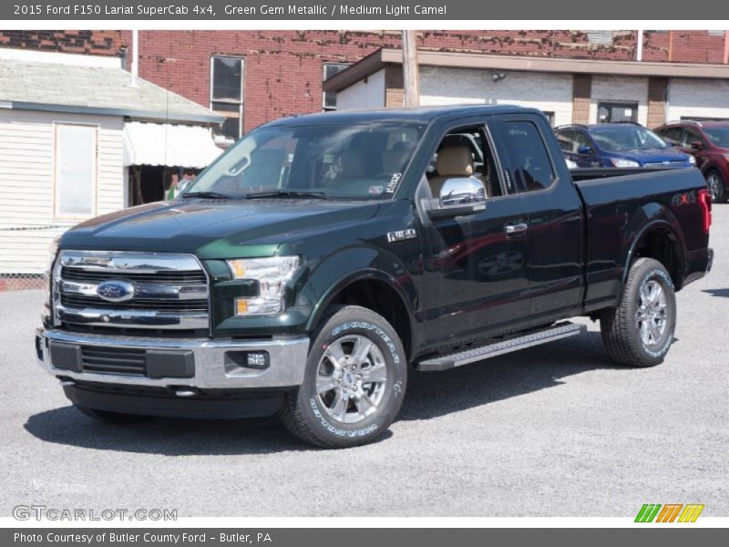 Front 3/4 View of 2015 F150 Lariat SuperCab 4x4