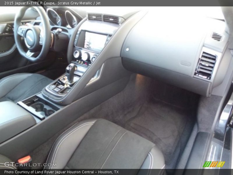 Dashboard of 2015 F-TYPE R Coupe