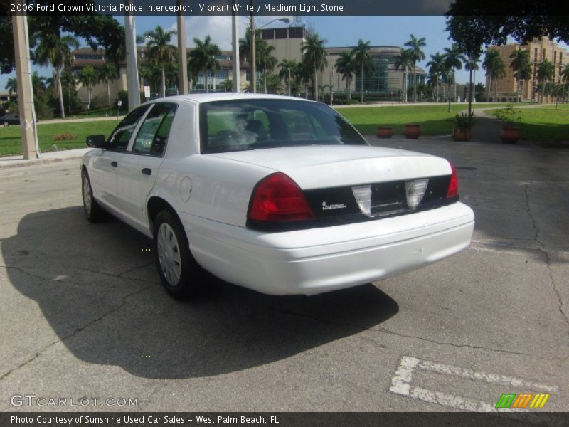 Vibrant White / Medium Light Stone 2006 Ford Crown Victoria Police Interceptor