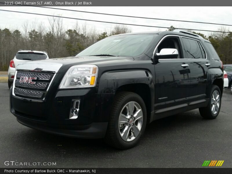 Front 3/4 View of 2015 Terrain SLT AWD