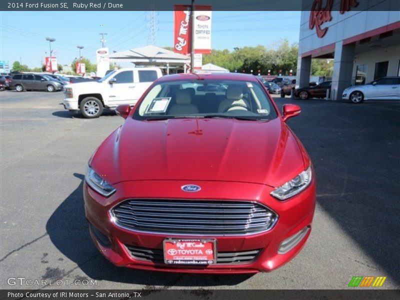 Ruby Red / Dune 2014 Ford Fusion SE