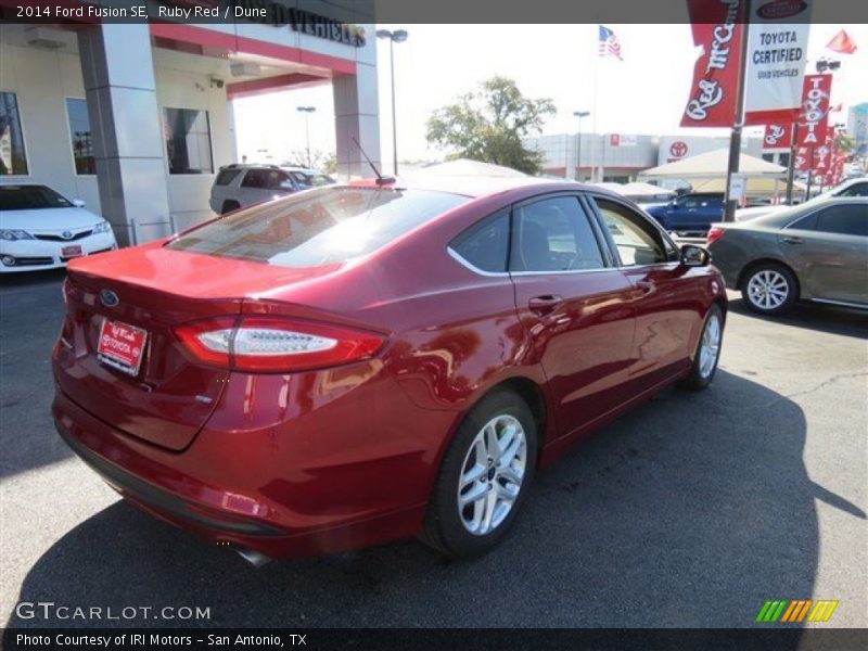 Ruby Red / Dune 2014 Ford Fusion SE