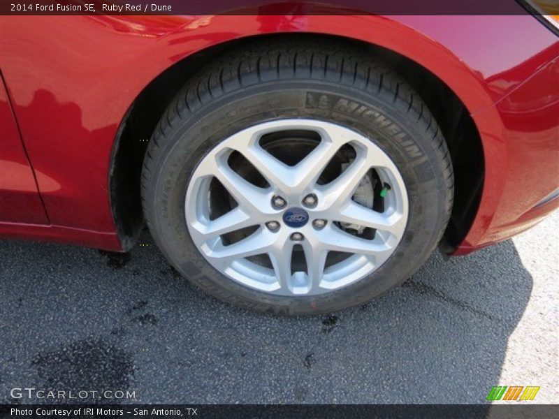 Ruby Red / Dune 2014 Ford Fusion SE