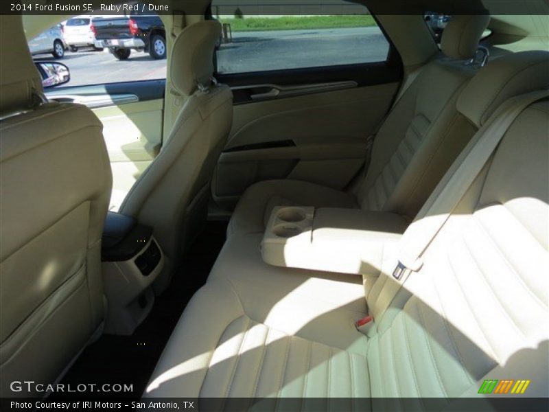 Ruby Red / Dune 2014 Ford Fusion SE