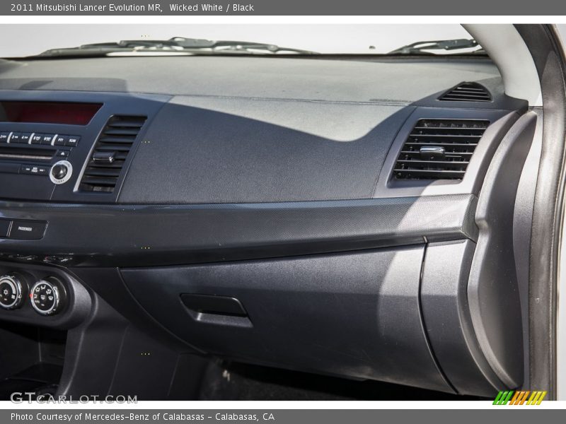 Wicked White / Black 2011 Mitsubishi Lancer Evolution MR