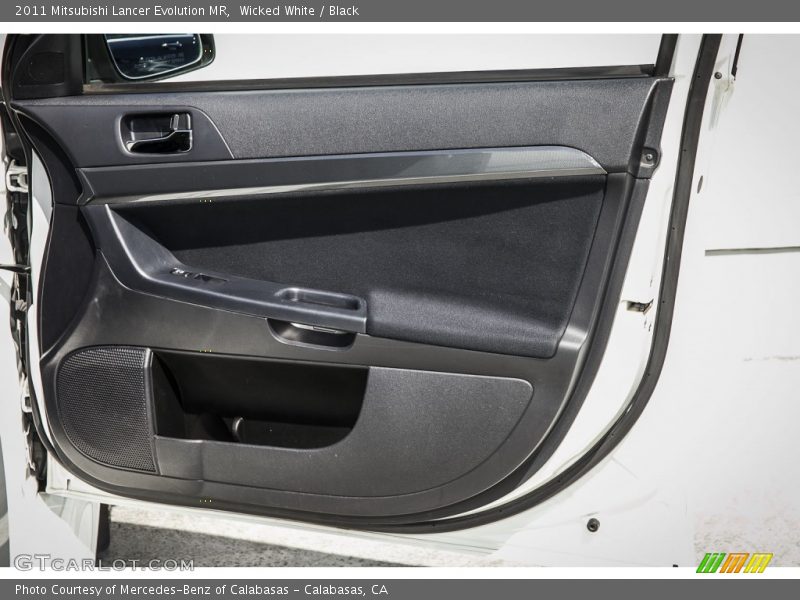 Wicked White / Black 2011 Mitsubishi Lancer Evolution MR