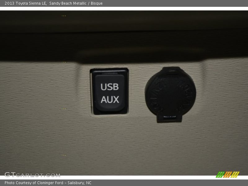 Sandy Beach Metallic / Bisque 2013 Toyota Sienna LE