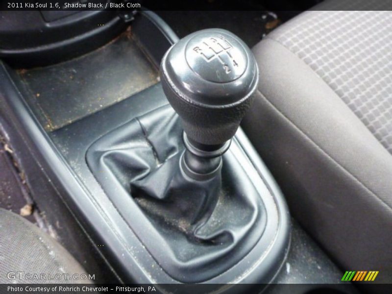 Shadow Black / Black Cloth 2011 Kia Soul 1.6