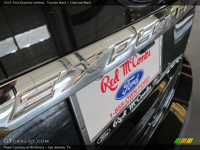 Tuxedo Black / Charcoal Black 2015 Ford Explorer Limited