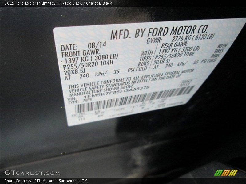 Tuxedo Black / Charcoal Black 2015 Ford Explorer Limited
