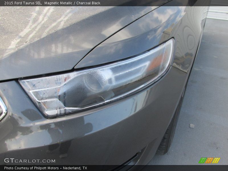 Magnetic Metallic / Charcoal Black 2015 Ford Taurus SEL