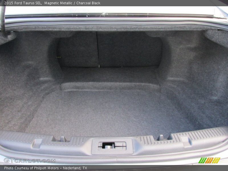 Magnetic Metallic / Charcoal Black 2015 Ford Taurus SEL