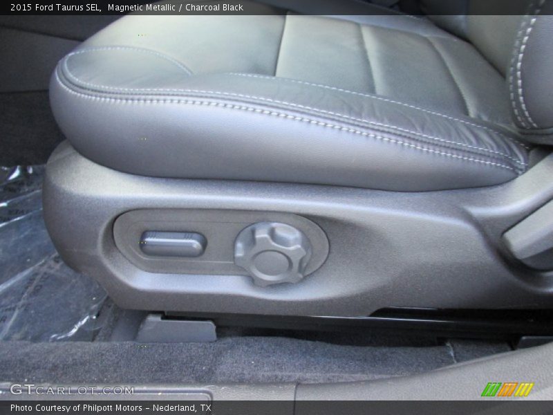 Magnetic Metallic / Charcoal Black 2015 Ford Taurus SEL