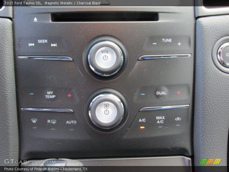 Magnetic Metallic / Charcoal Black 2015 Ford Taurus SEL