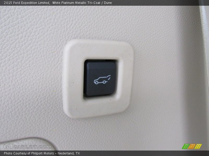 White Platinum Metallic Tri-Coat / Dune 2015 Ford Expedition Limited