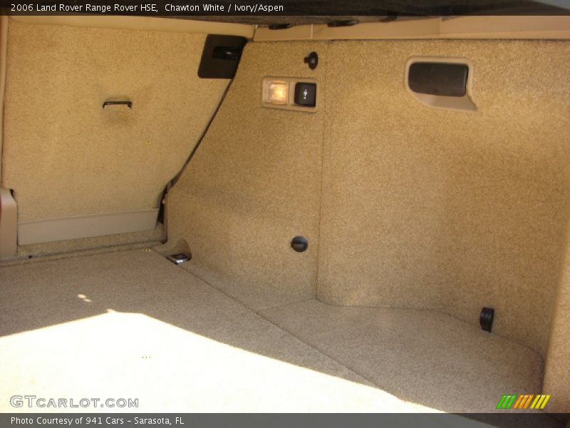 Chawton White / Ivory/Aspen 2006 Land Rover Range Rover HSE