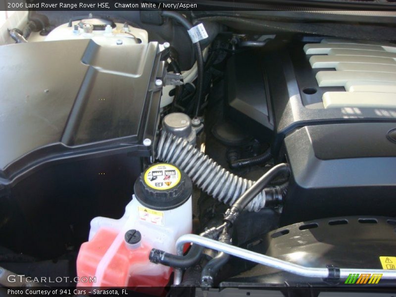 Chawton White / Ivory/Aspen 2006 Land Rover Range Rover HSE