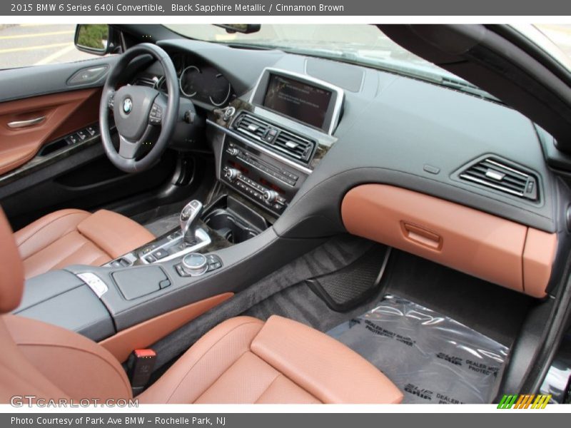 Dashboard of 2015 6 Series 640i Convertible