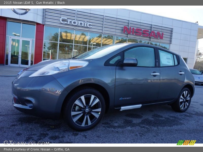 Gun Metallic / Black 2015 Nissan LEAF S