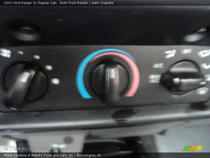 Silver Frost Metallic / Dark Graphite 2003 Ford Ranger XL Regular Cab