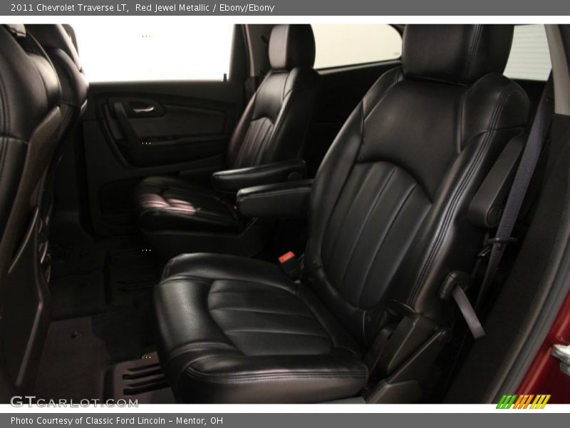 Red Jewel Metallic / Ebony/Ebony 2011 Chevrolet Traverse LT
