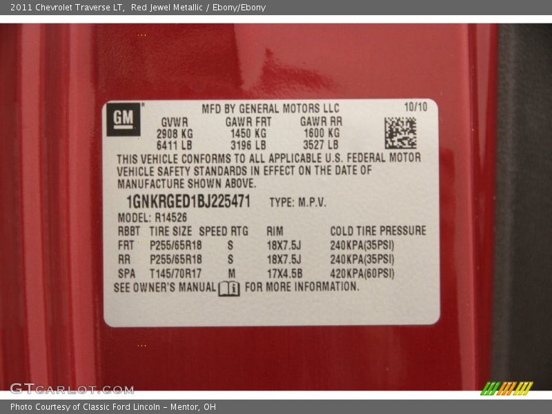 Red Jewel Metallic / Ebony/Ebony 2011 Chevrolet Traverse LT